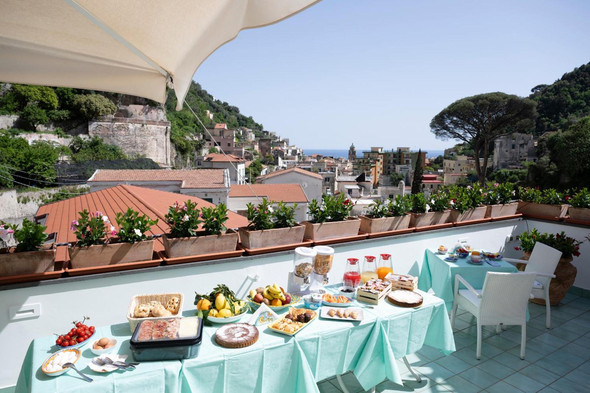 Valle D'Amalfi Suites ภายนอก รูปภาพ