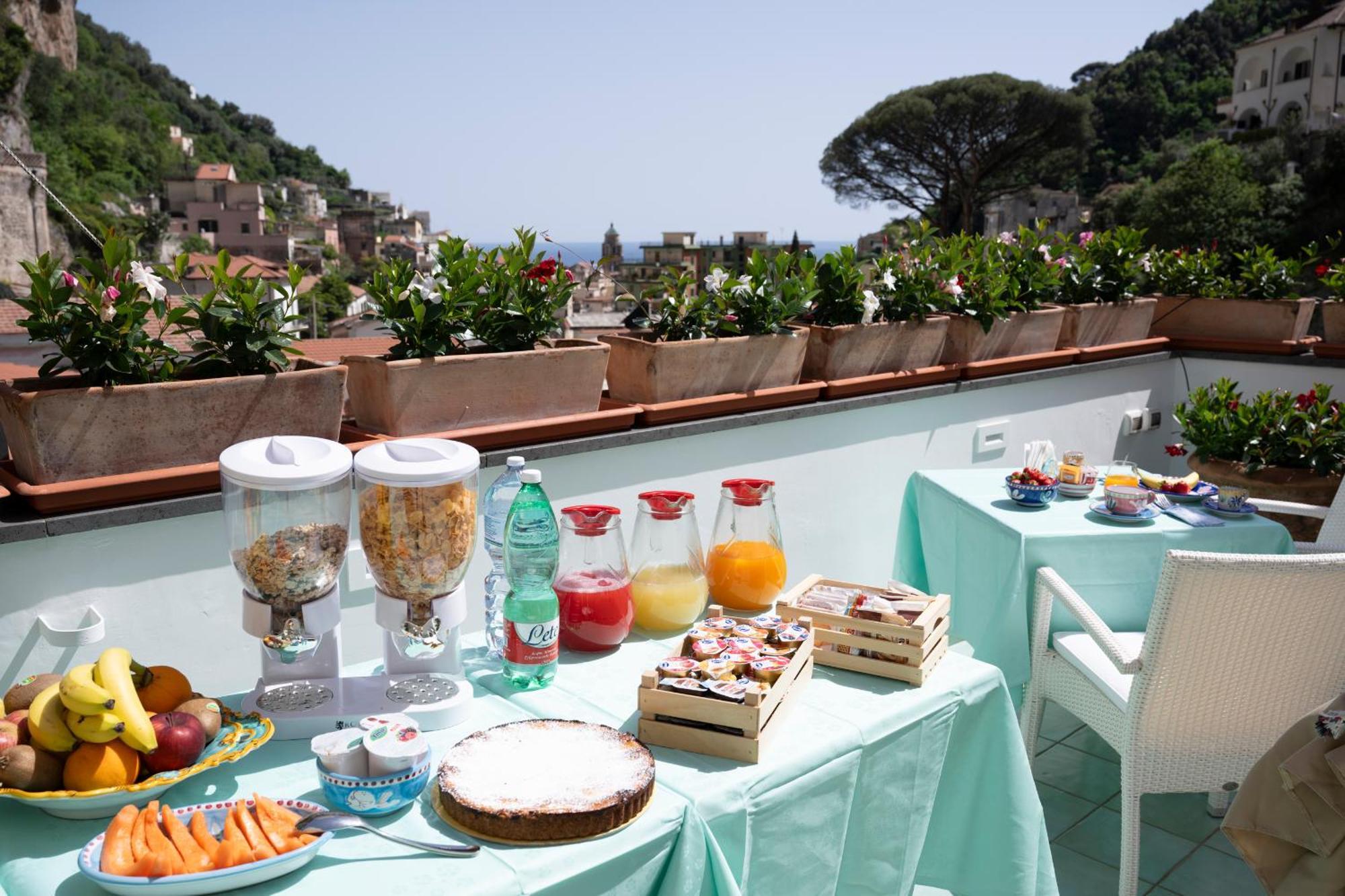 Valle D'Amalfi Suites ภายนอก รูปภาพ