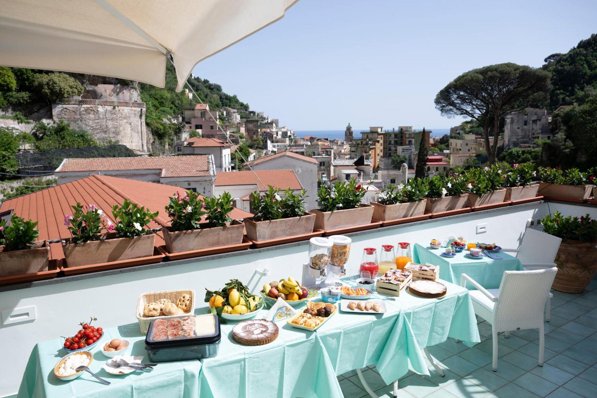 Valle D'Amalfi Suites ภายนอก รูปภาพ