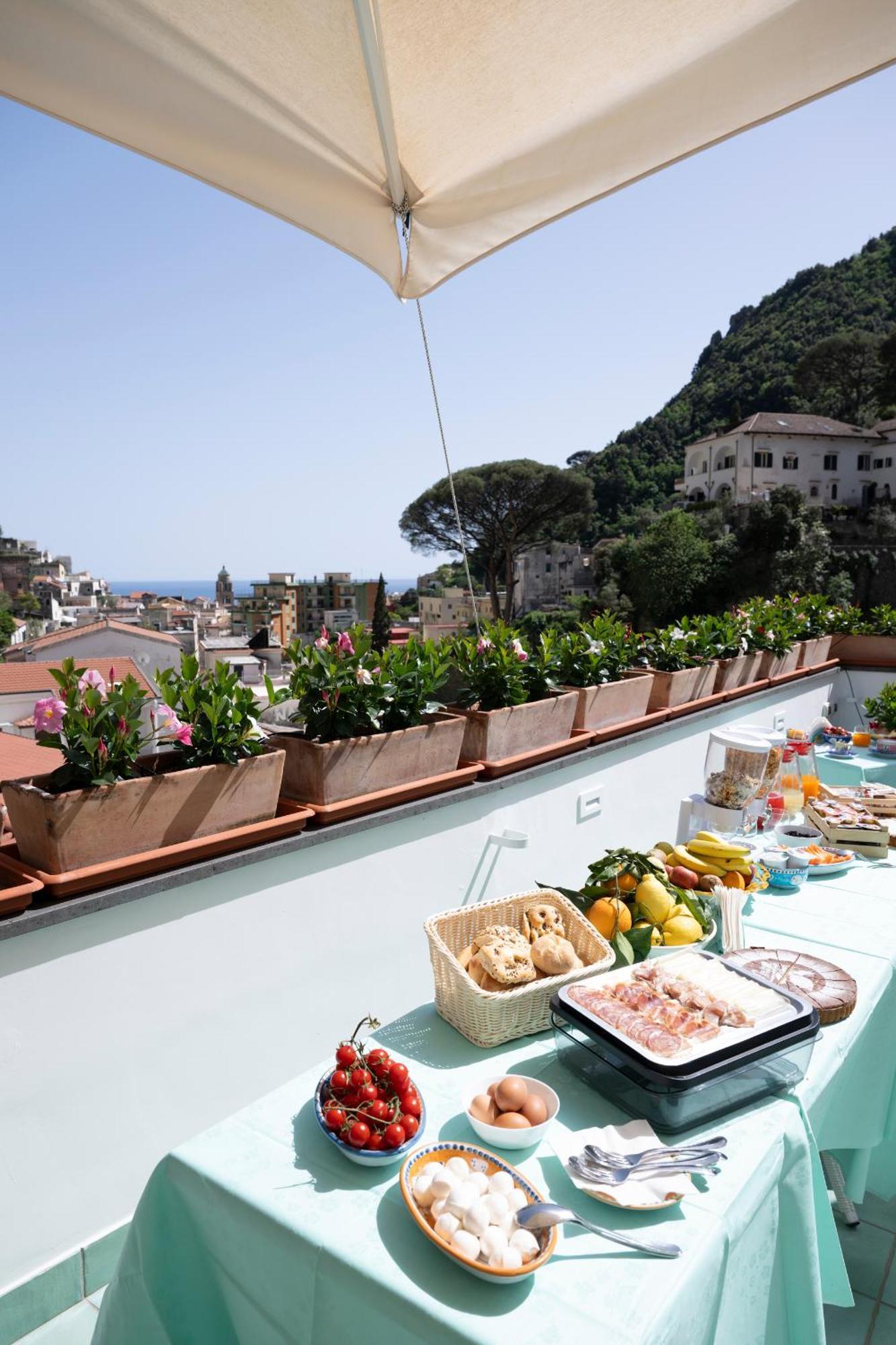 Valle D'Amalfi Suites ภายนอก รูปภาพ