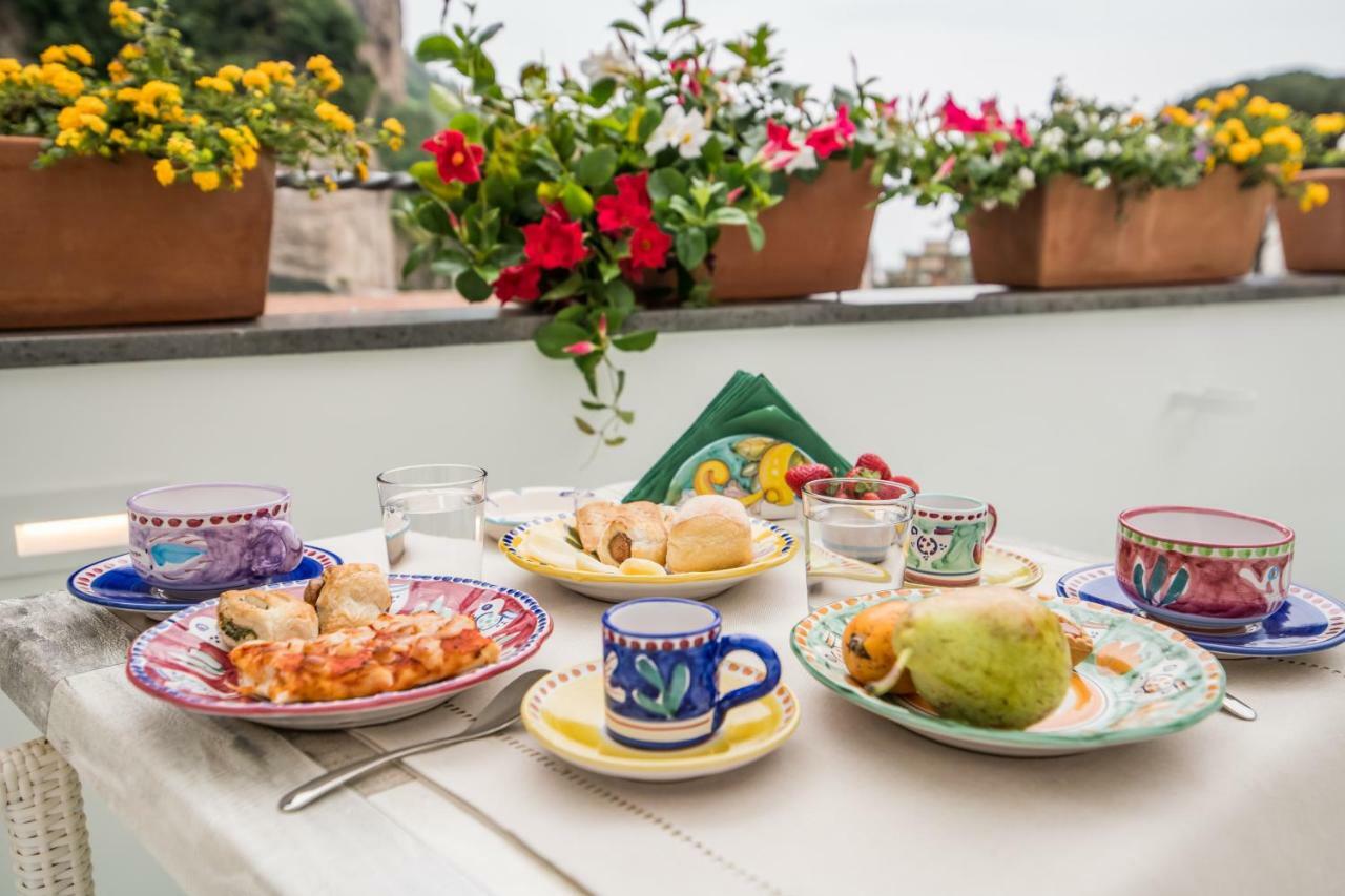 Valle D'Amalfi Suites ภายนอก รูปภาพ